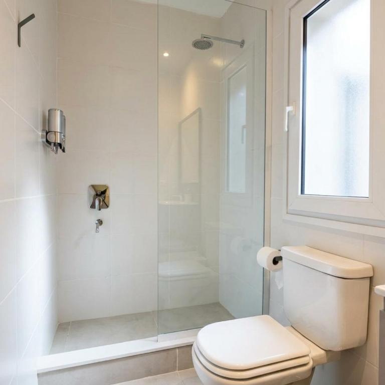 Dpto moderno, cochera y check-in autónomo - Apartamento de 1 dormitorio - 1