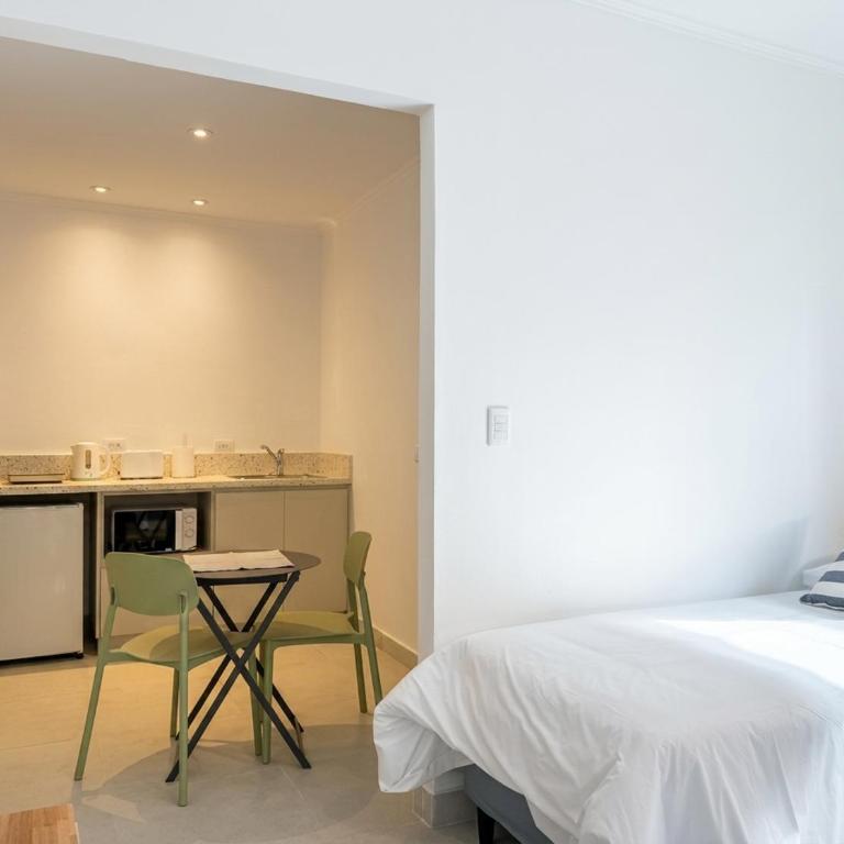 Dpto moderno, cochera y check-in autónomo - Apartamento de 1 dormitorio - 11