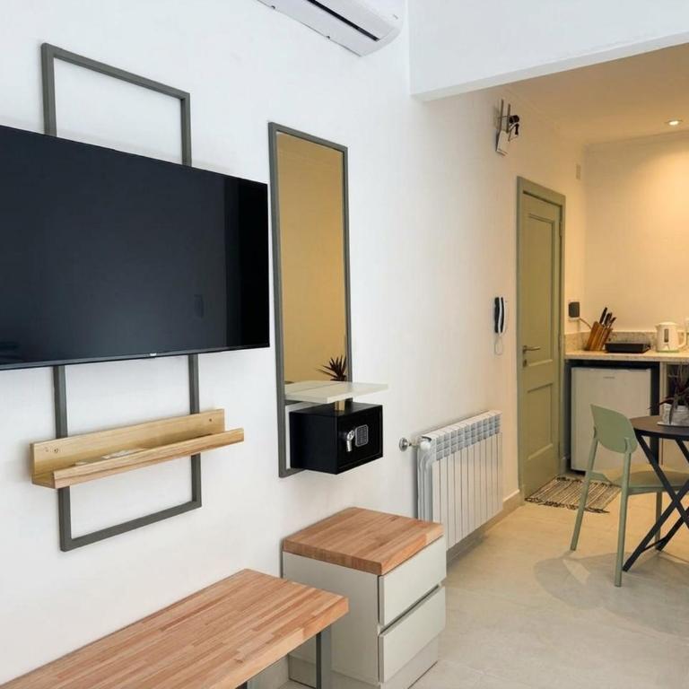 Dpto moderno, cochera y check-in autónomo - Apartamento de 1 dormitorio - 10