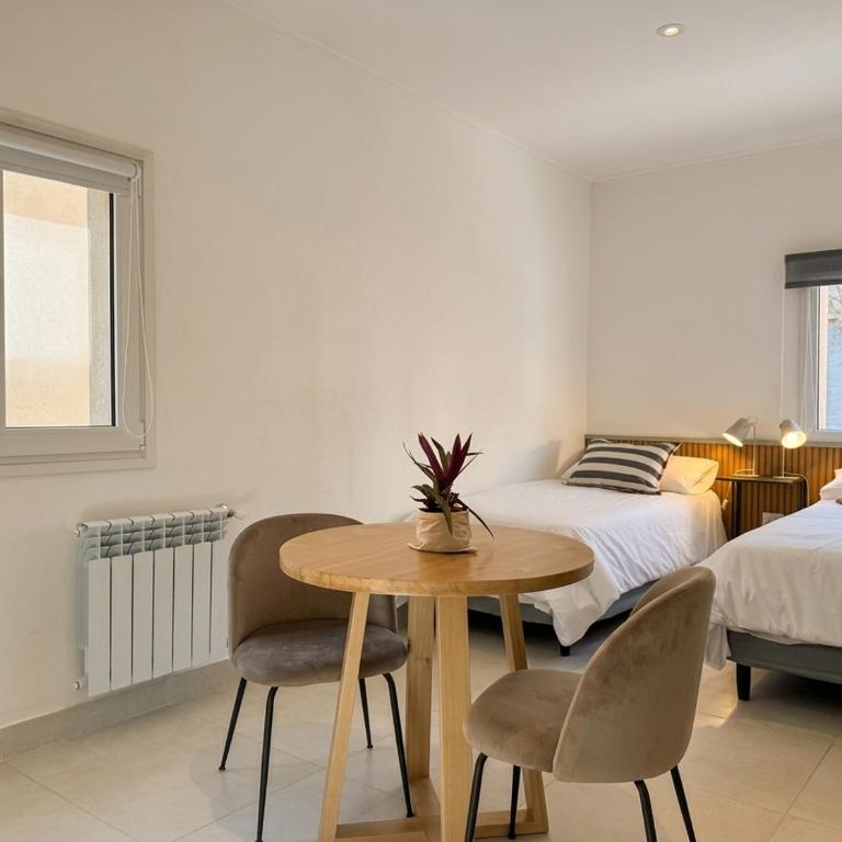 Dpto moderno, cochera y check-in autónomo - Apartamento - 12