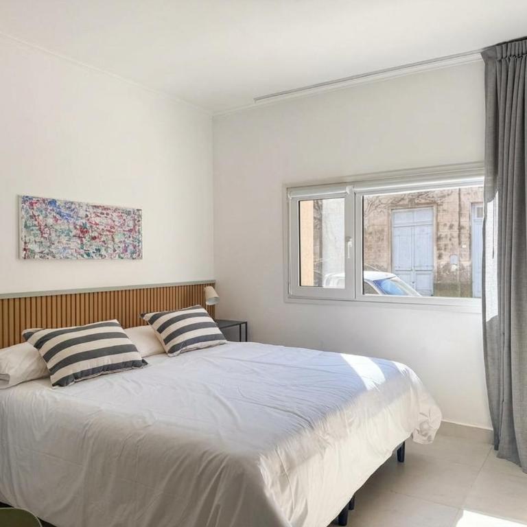 Dpto moderno, cochera y check-in autónomo - Apartamento - 5