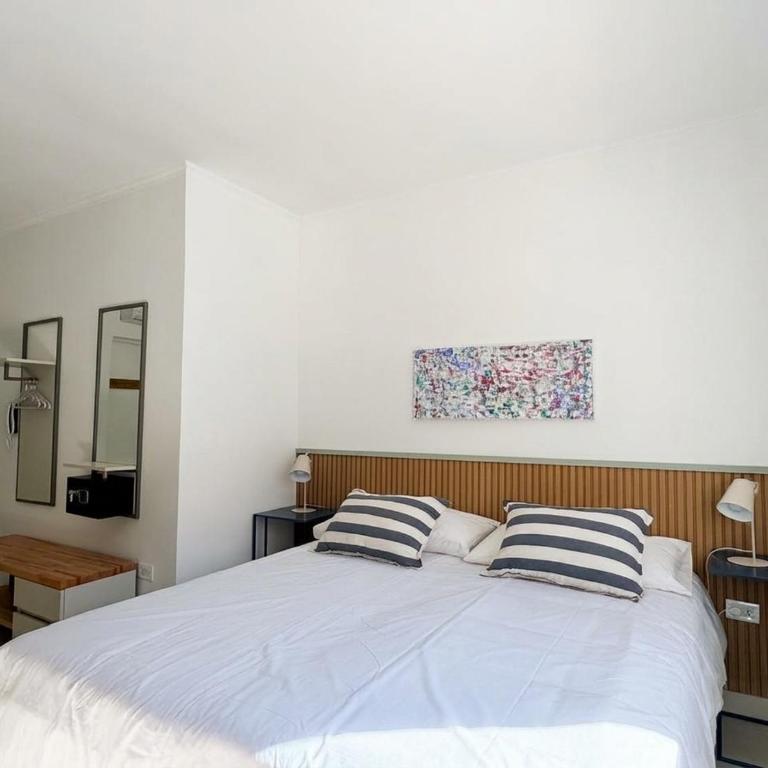 Dpto moderno, cochera y check-in autónomo - Apartamento - 6