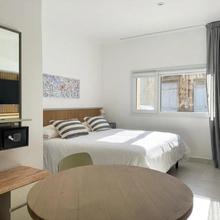 Dpto moderno, cochera y check-in autónomo - Apartamento - 8