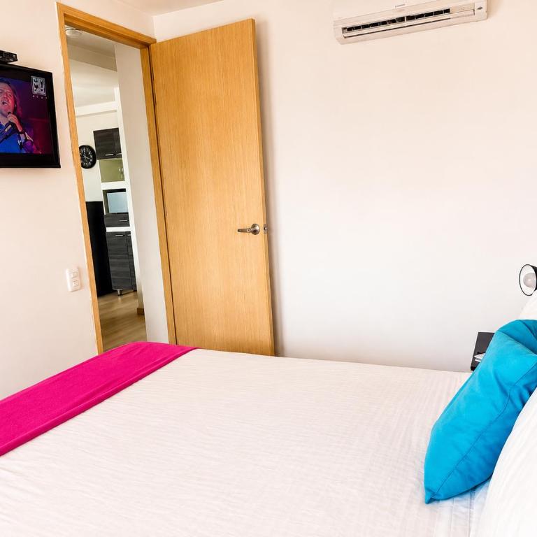 Best views in town, 14th floor Laureles Gem - One-Bedroom Apartment - 5