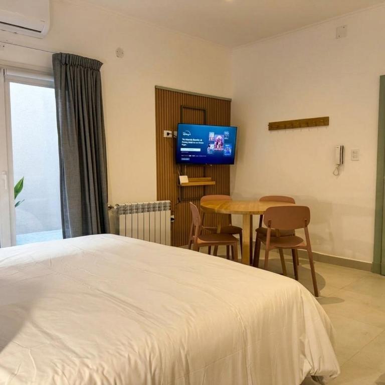 Dpto moderno, cochera y check-in autónomo - Apartamento - 11