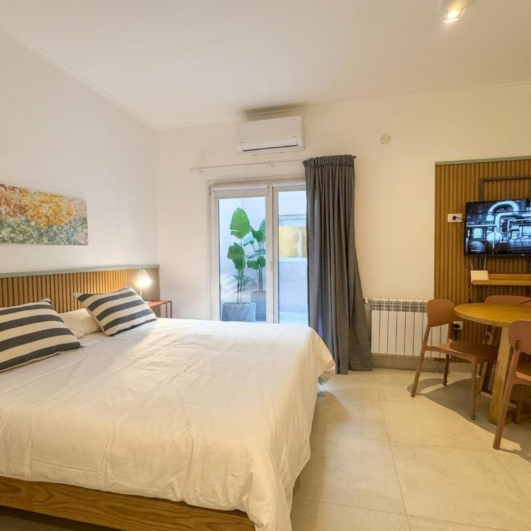 Dpto moderno, cochera y check-in autónomo - Apartamento - 17