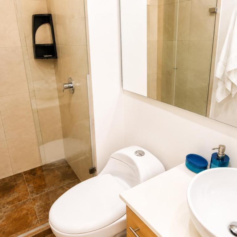 Your Laureles home away from home, great rates! - One-Bedroom Apartment - 2