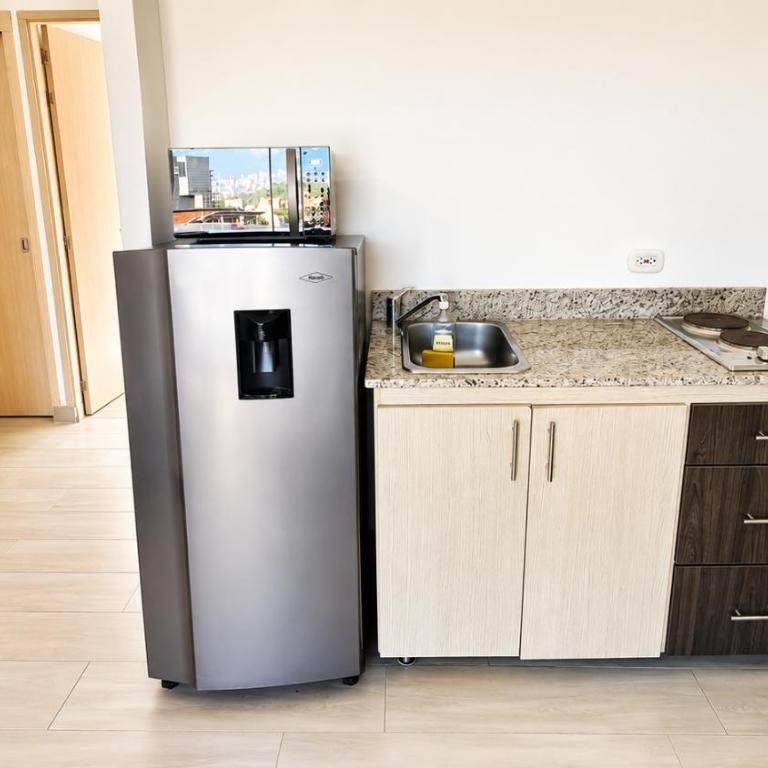 Your Laureles home away from home, great rates! - One-Bedroom Apartment - 3