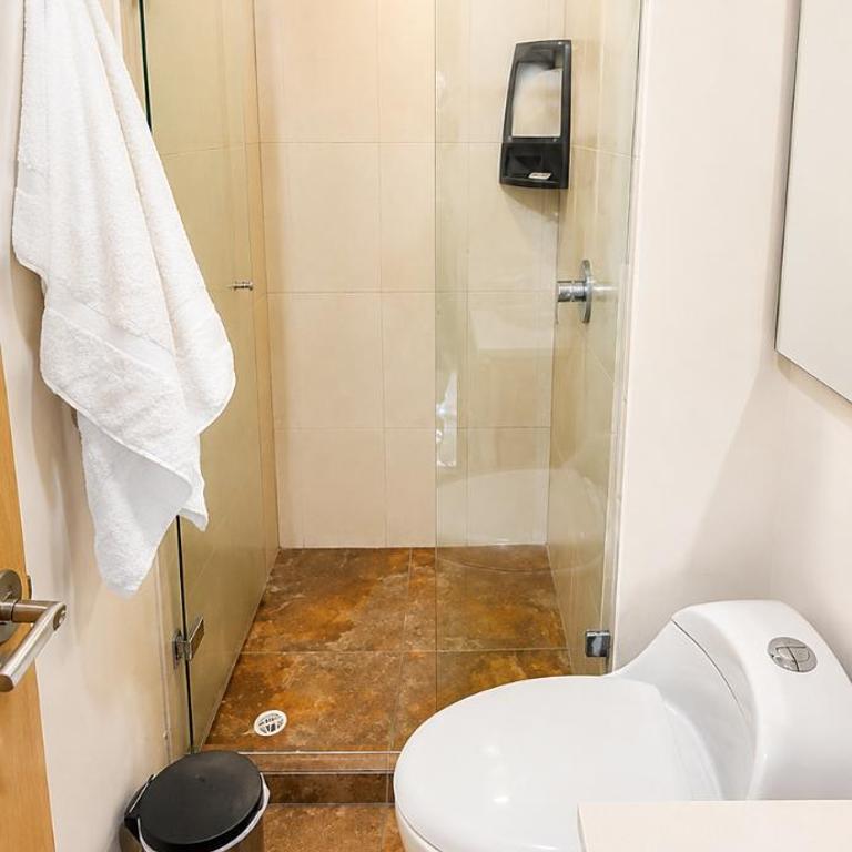 Your Laureles home away from home, great rates! - One-Bedroom Apartment - 9