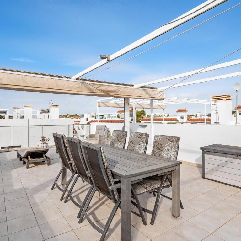 Drømmeferie i Ciudad Quesada på Coasta Blanca egen hage og fantastisk takterrasse - Casa de 3 dormitorios - 10