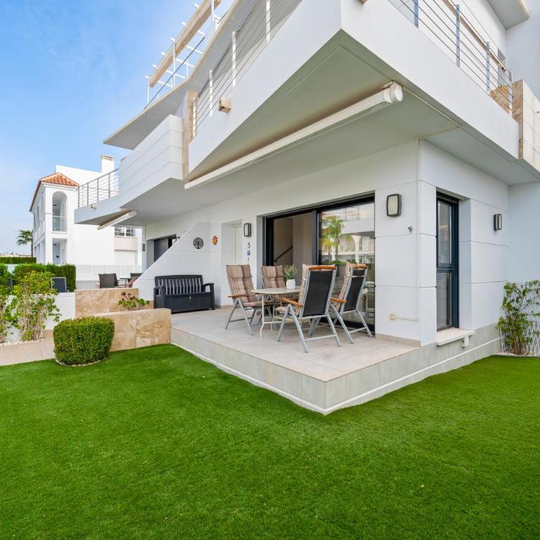 Drømmeferie i Ciudad Quesada på Coasta Blanca egen hage og fantastisk takterrasse - Casa de 3 dormitorios - 15