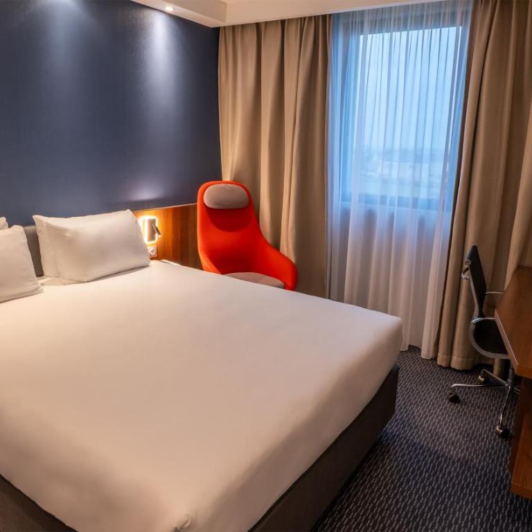 Holiday Inn Express Dijon by IHG - Chambre Lit Queen-Size Standard - Petit-Déjeuner Gratuit - 9