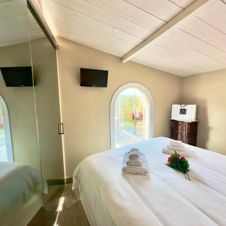 Sunset Jacuzzi Penthouse in Florence - One-Bedroom Apartment - 21