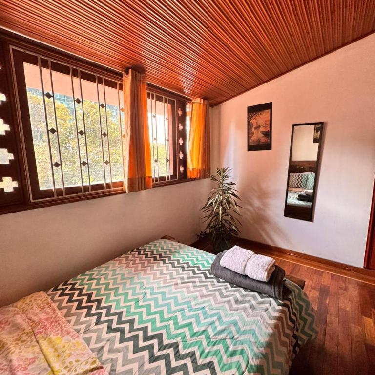 Hostal Casalé Usaquén Embajada de Mexico - Triple Room with Shared Bathroom - 39