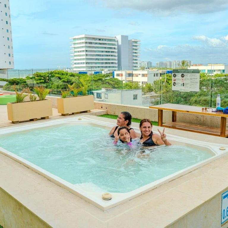 Apartamento con vista al mar piscinas jacuzzi y baño turco en Cartagena Beach Resort 13 09 - One-Bedroom Apartment - 18