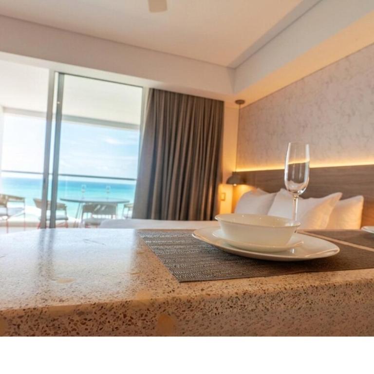 Apartamento con vista al mar piscinas jacuzzi y baño turco en Cartagena Beach Resort 13 09 - One-Bedroom Apartment - 20
