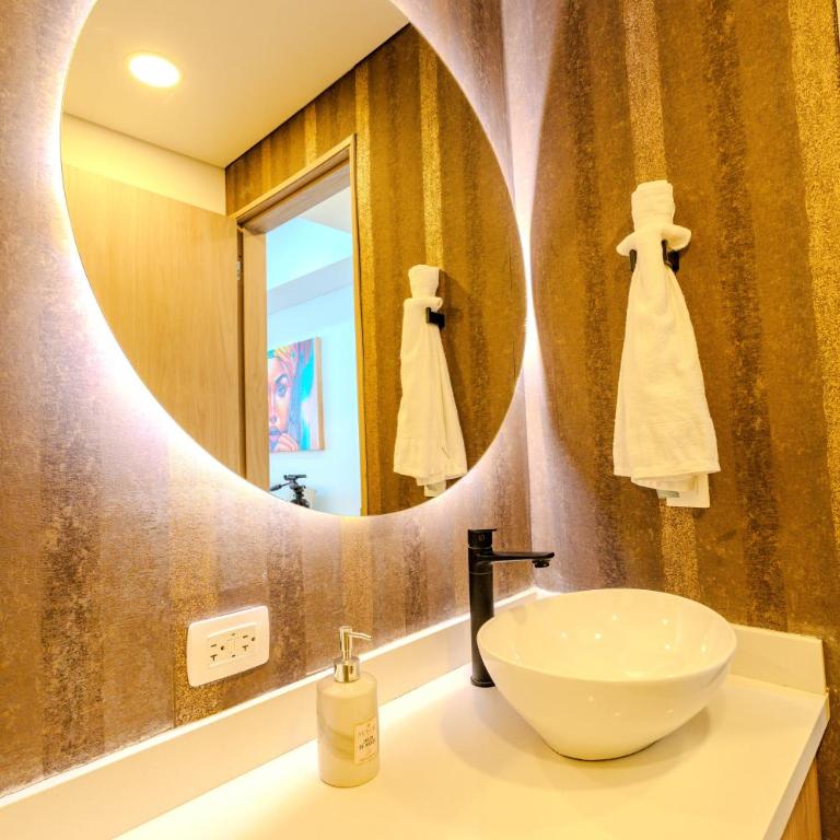 HERMOSO APARTAMENTO DE LUJO CARTAGENA BEACH RESORT CON PISCINAS JACUZZI Y BAÑO TURCo 10 24 - One-Bedroom Apartment - 13