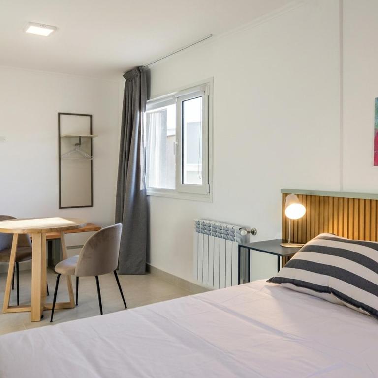 Departamento Monoambiente Azul - Estudio - 5