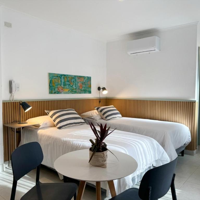 Departamento Monoambiente Azul - Estudio - 6