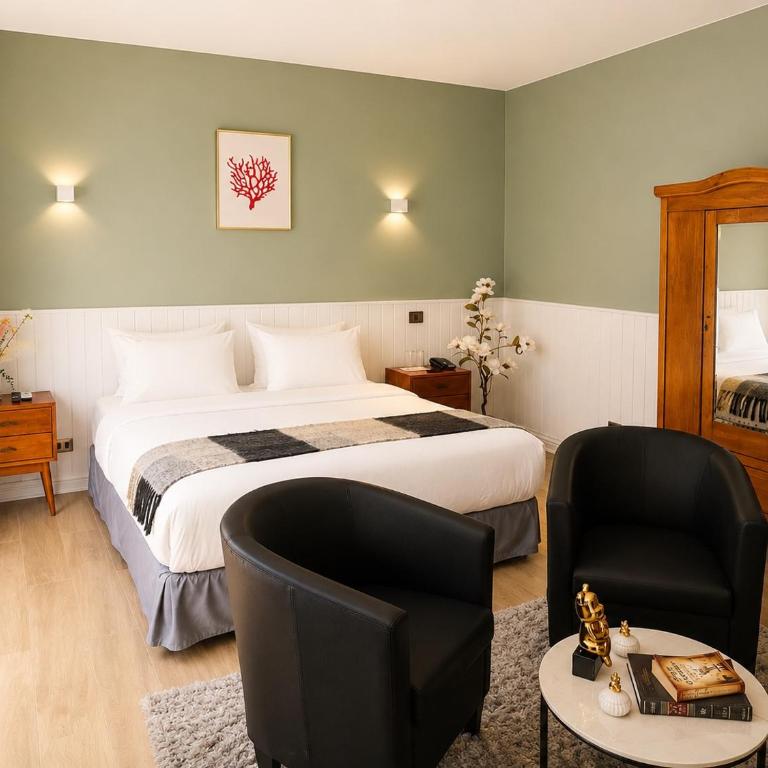 Hotel Boutique Casa Noble - Habitación con cama extragrande y balcón - 3