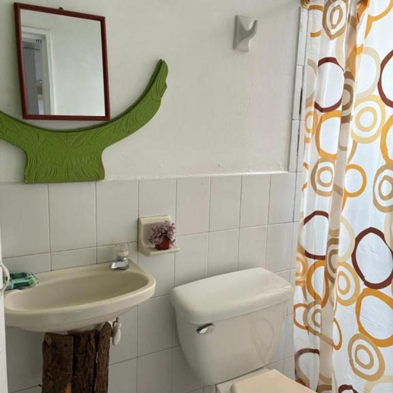 Room Esplendor in Jardn, Colombia - Ideal for Solo Travelers - Habitación Familiar - 18