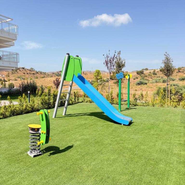 New modern in La Cala with terrace and pool - Three-Bedroom Apartment - 25