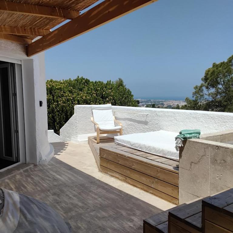 Beautiful Ibiza-style villa - Villa - 9