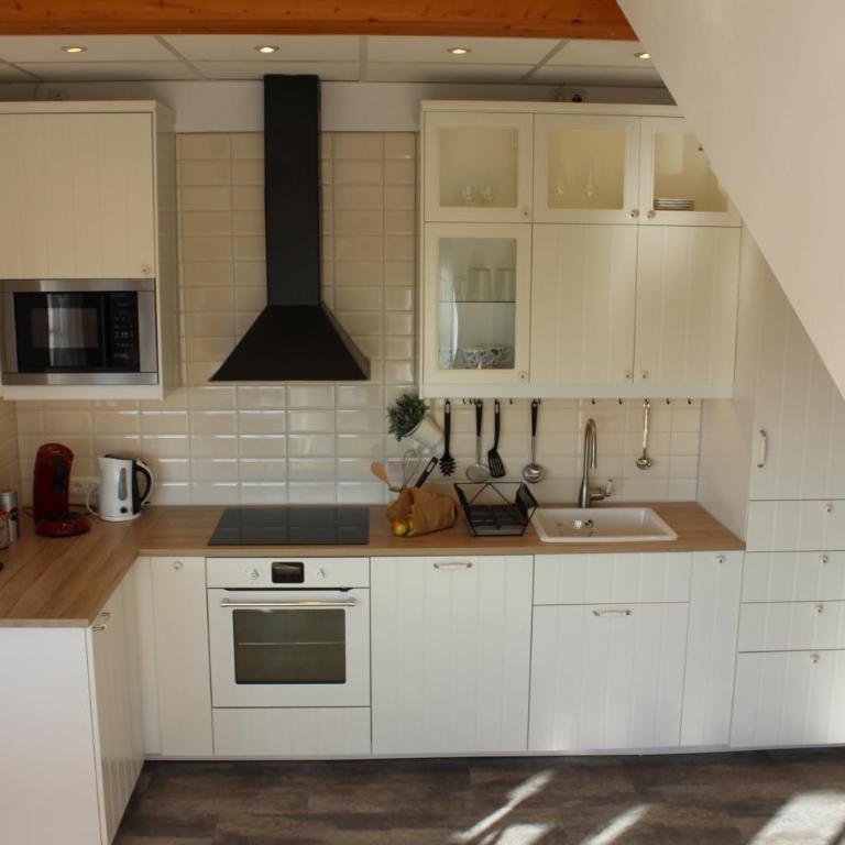 Ferienwohnung Sandra Wetzel - Apartment mit Blick auf die Berge - 16