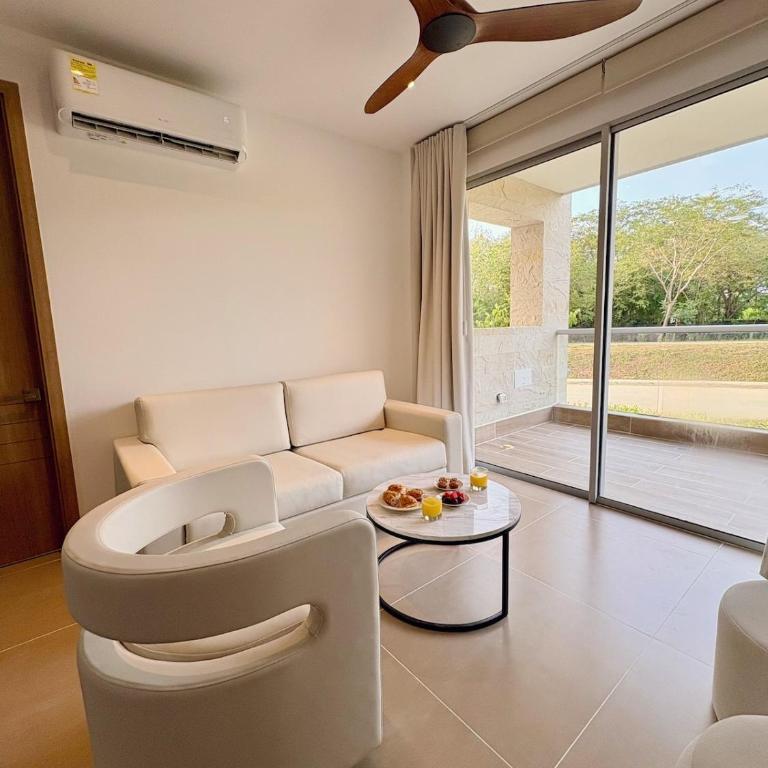 Tu próximo destino favorito, directo a tu comodidad - Two-Bedroom Apartment - 2
