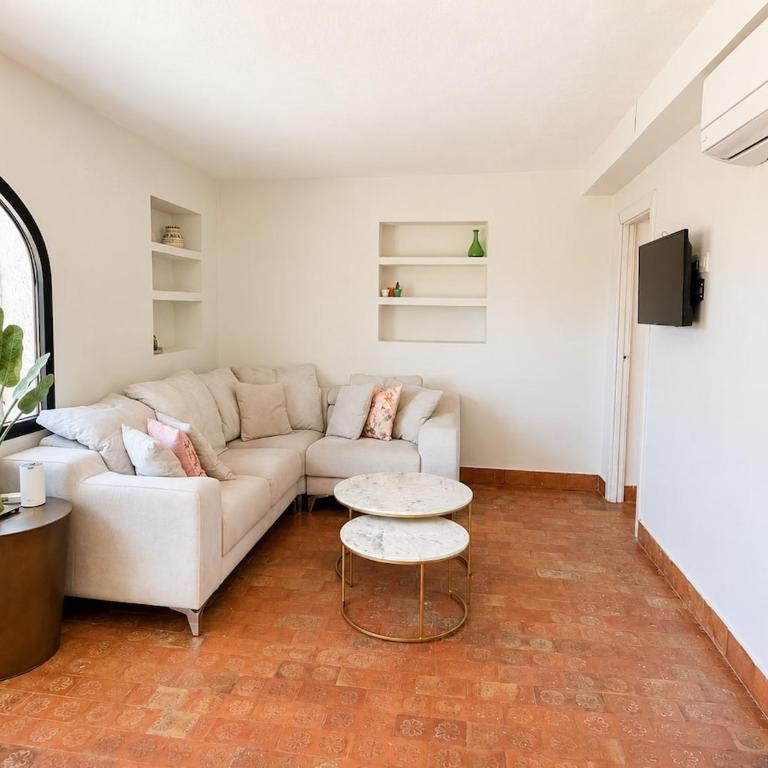 Apt 500m Old Town Shared Pool Panoramic Terrace - Apartment - 10