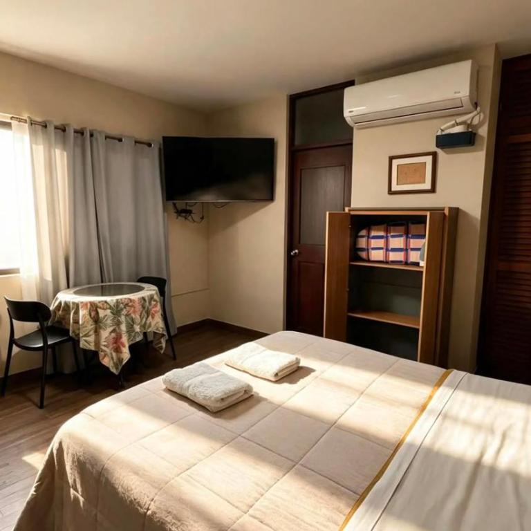 Hotel La Siesta - Superior King Room - 2