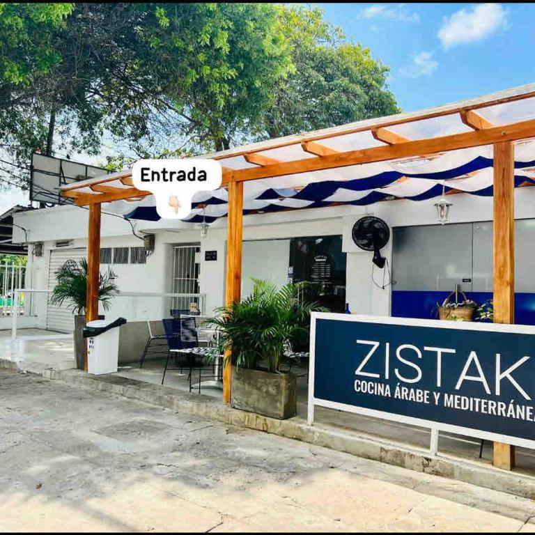 Apto 2BR Beach Airport 5 minutes from old city - Two-Bedroom Apartment - 10