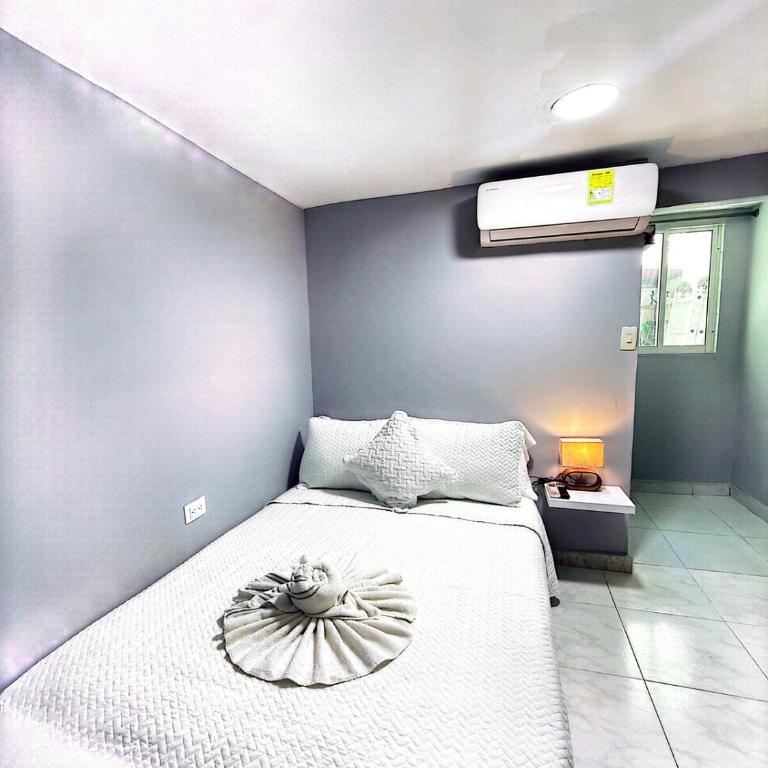 Apto 2BR Beach Airport 5 minutes from old city - Two-Bedroom Apartment - 20