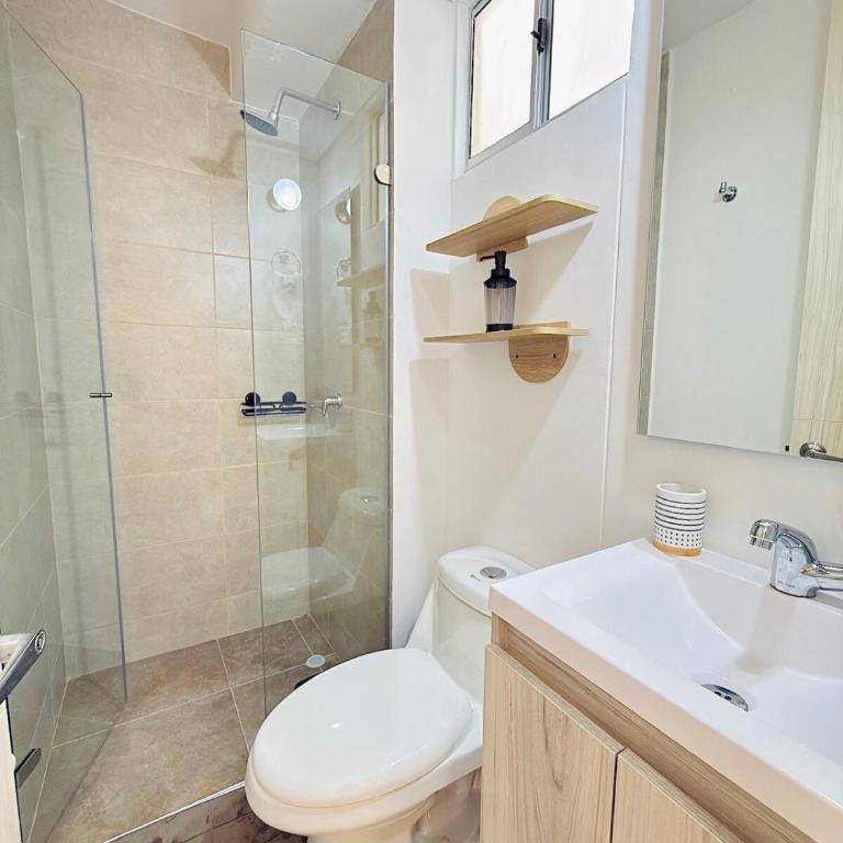 Luxury 2BR Apt Cartagena Pool, Gym & Near Beach - Two-Bedroom Apartment - 2