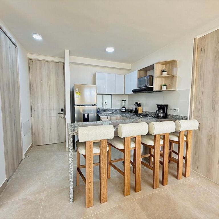 Luxury 2BR Apt Cartagena Pool, Gym & Near Beach - Two-Bedroom Apartment - 5
