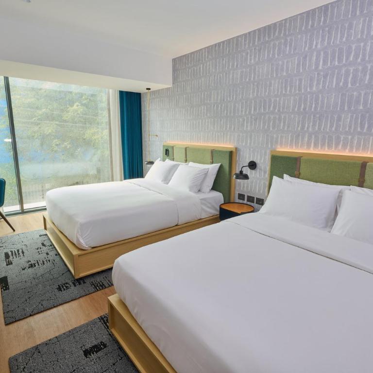 Hotel Indigo Lima Miraflores by IHG - Habitación Estándar con vistas a la ciudad - 2 camas grandes - Planta superior - 8