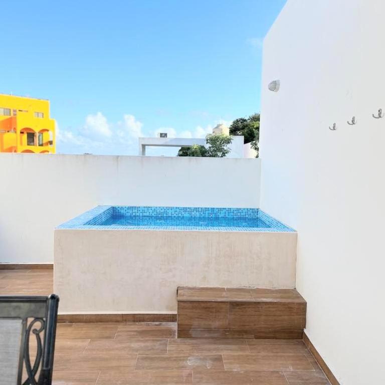 Entire House- 3BR with Private Roof Top Deck - Three-Bedroom House - 7