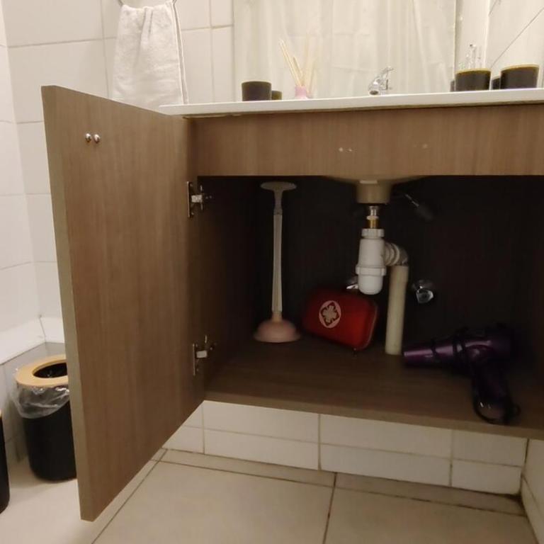 Depto Familiar con estacionamiento y a pasos del metro - Apartamento de 2 dormitorios - 8