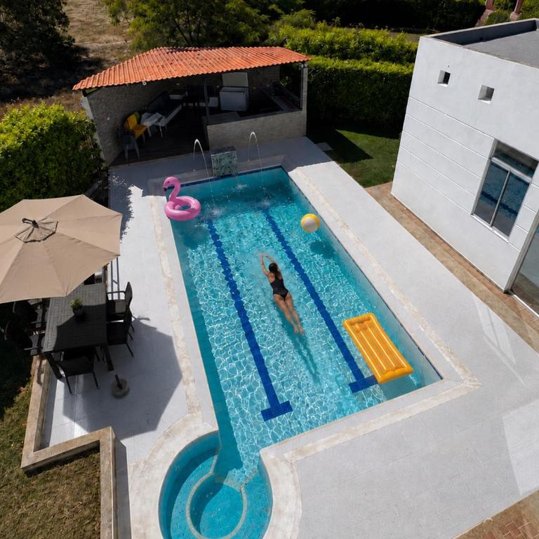Cabaña con piscina privada Girardot - Casa con 1 dormitorio - 1