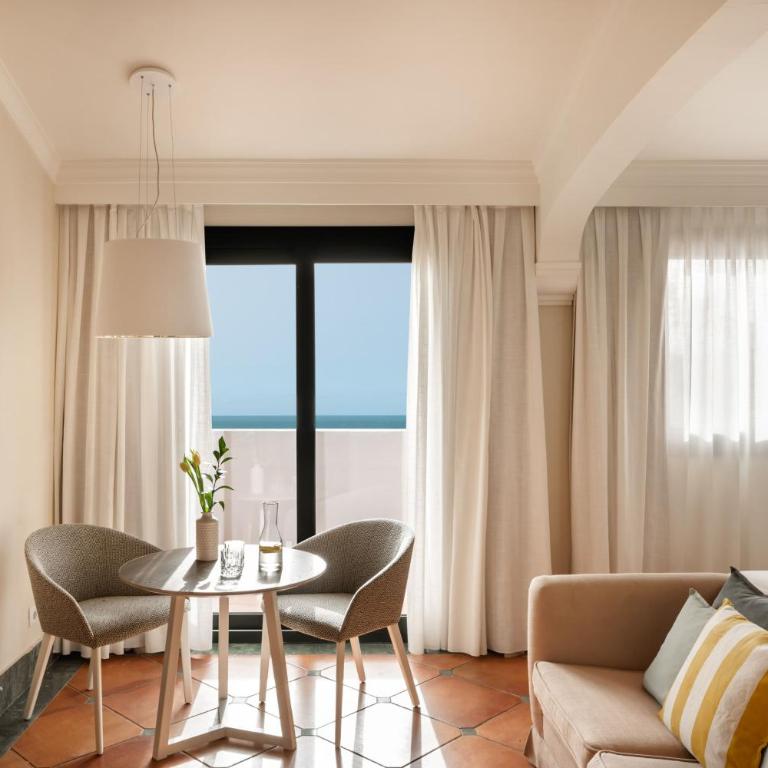 Palacio de Sancti Petri, a Gran Meliá Hotel - The Leading Hotels of the World - Habitación Prémium con vistas frontales al mar - 5