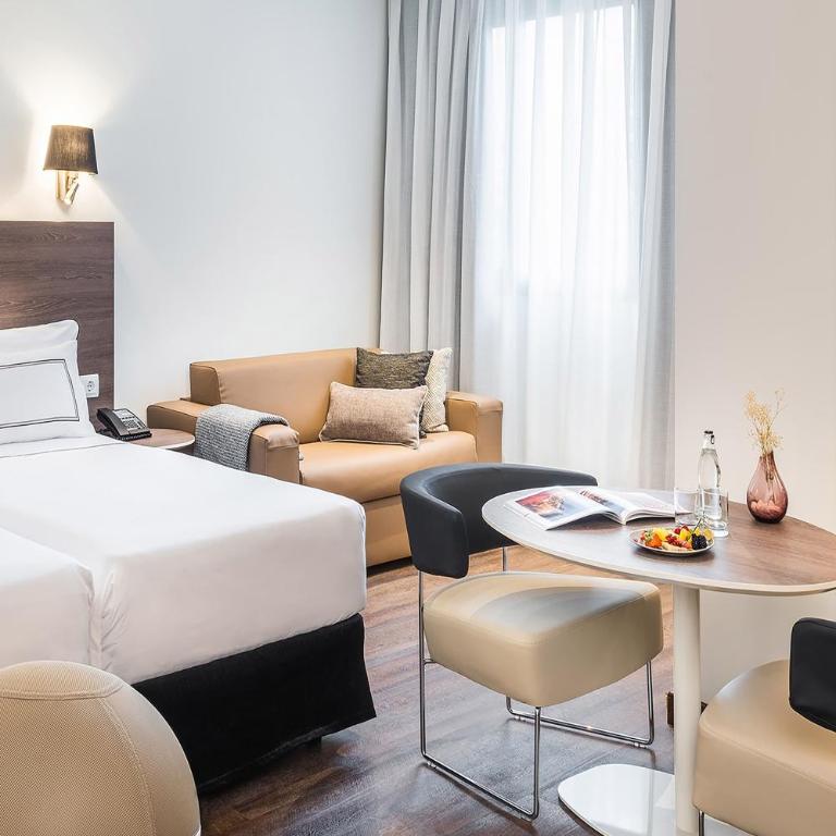 Meliá Madrid Serrano - Dreibettzimmer - 4