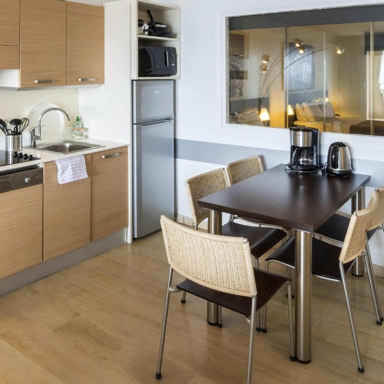 Aparthotel Adagio Nice Promenade des Anglais - Appartement 1 Chambre avec Vue sur Mer (6 Adultes) - 2