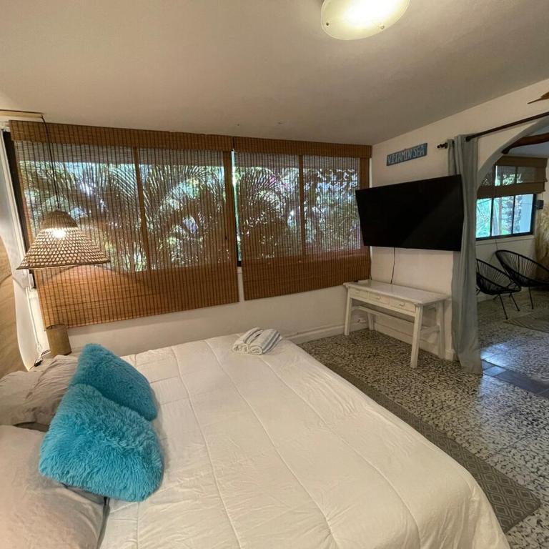Beach Studio Cartagena - One-Bedroom Apartment - 27