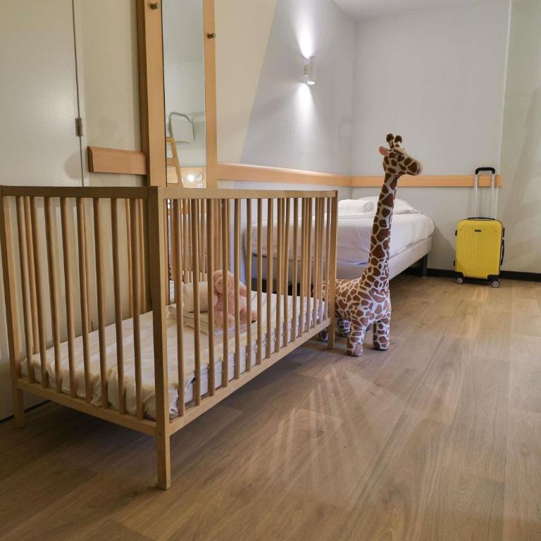 Hotel ibis budget Aix Les Bains - Grésy - Chambre Familiale Standard - 4