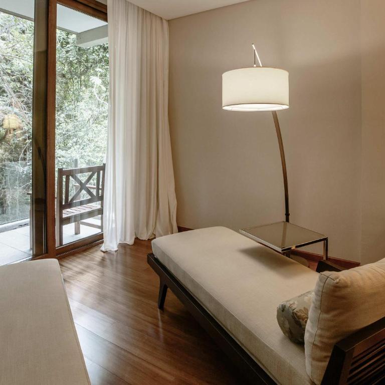 Mercure Iguazu Hotel Iru - Superior Suite Room with One King Bed - 1