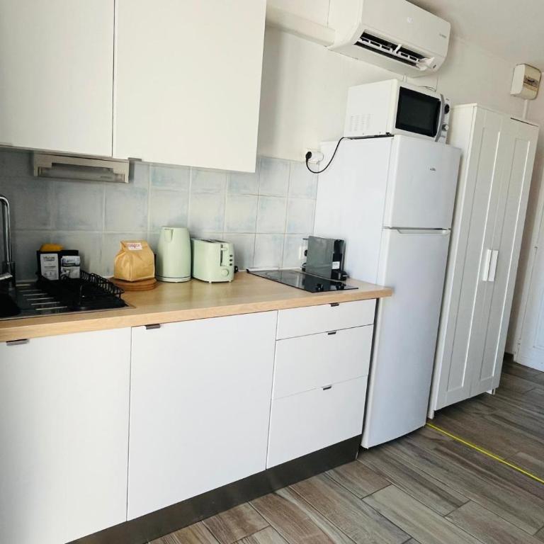 APPARTEMENT 6 PERSONNES VUE MER 30 M DE LA PLAGE - Apartment mit 2 Schlafzimmern - 11