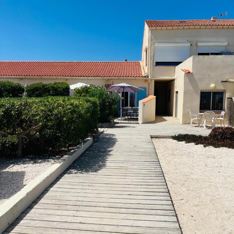 APPARTEMENT 6 PERSONNES VUE MER 30 M DE LA PLAGE - Apartment mit 2 Schlafzimmern - 12