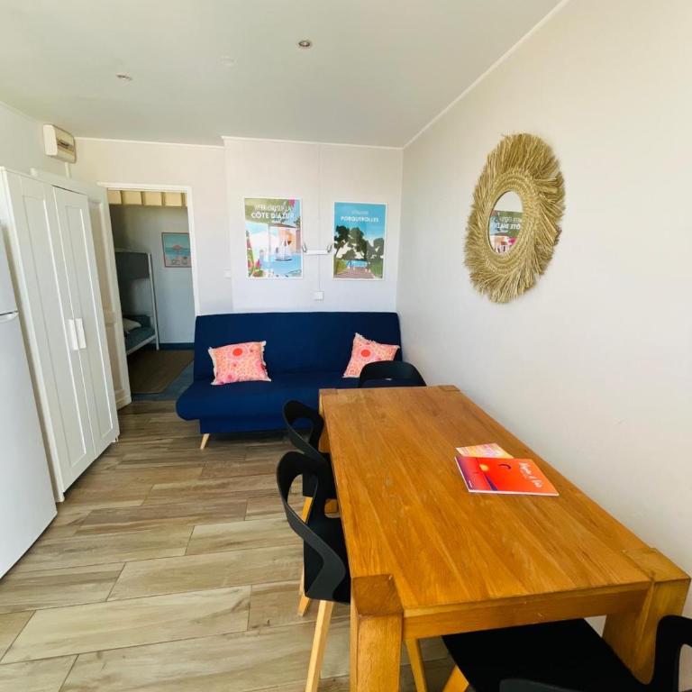 APPARTEMENT 6 PERSONNES VUE MER 30 M DE LA PLAGE - Apartment mit 2 Schlafzimmern - 2