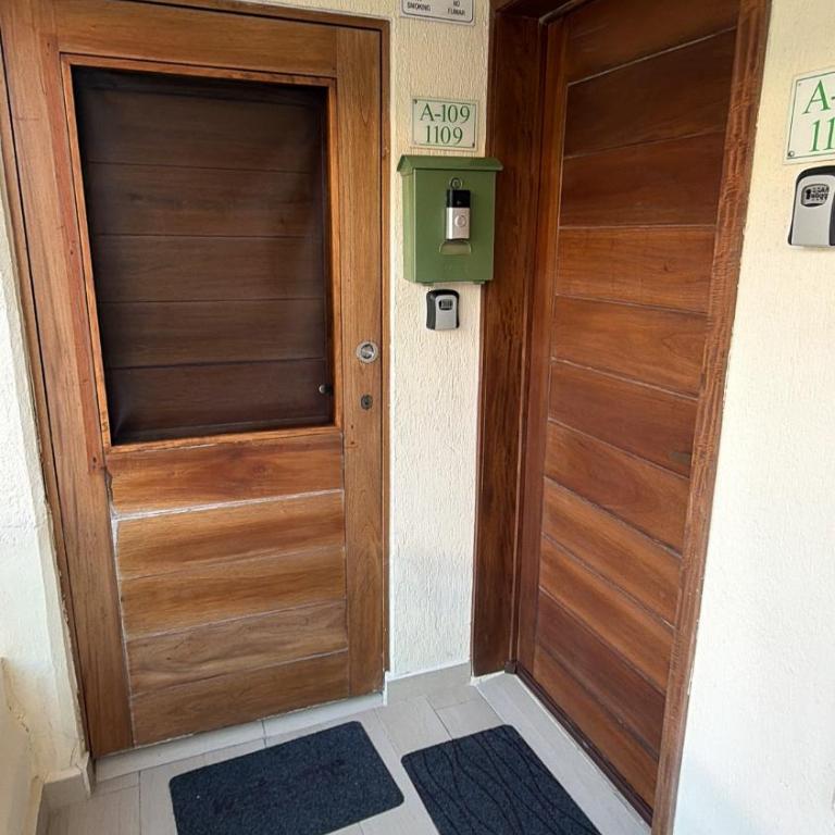 Stunning Beachfront apartments with connecting options Brisas Shores - Apartamento - 50