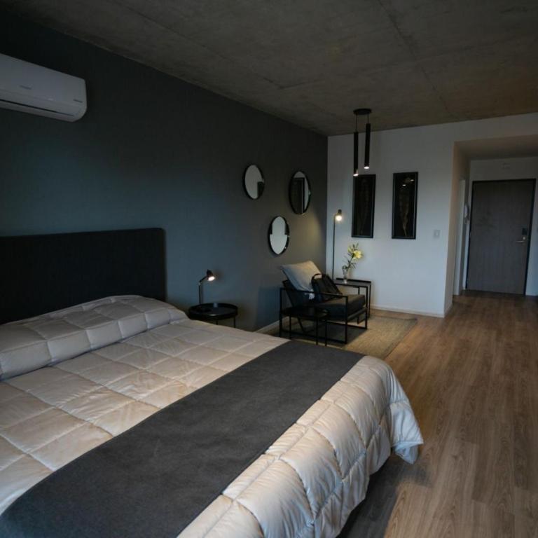 Obispo Aparst - Deluxe One-Bedroom Apartment with City View - 1